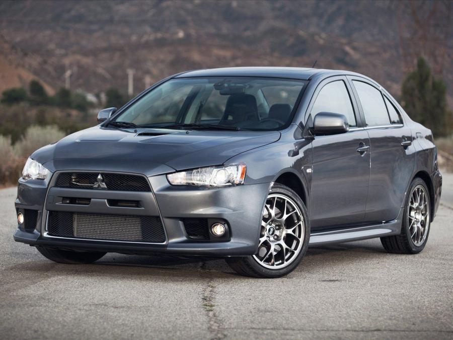  Mitsubishi Lancer Evolution MR Touring 2010 года  (фото 1 из 20)